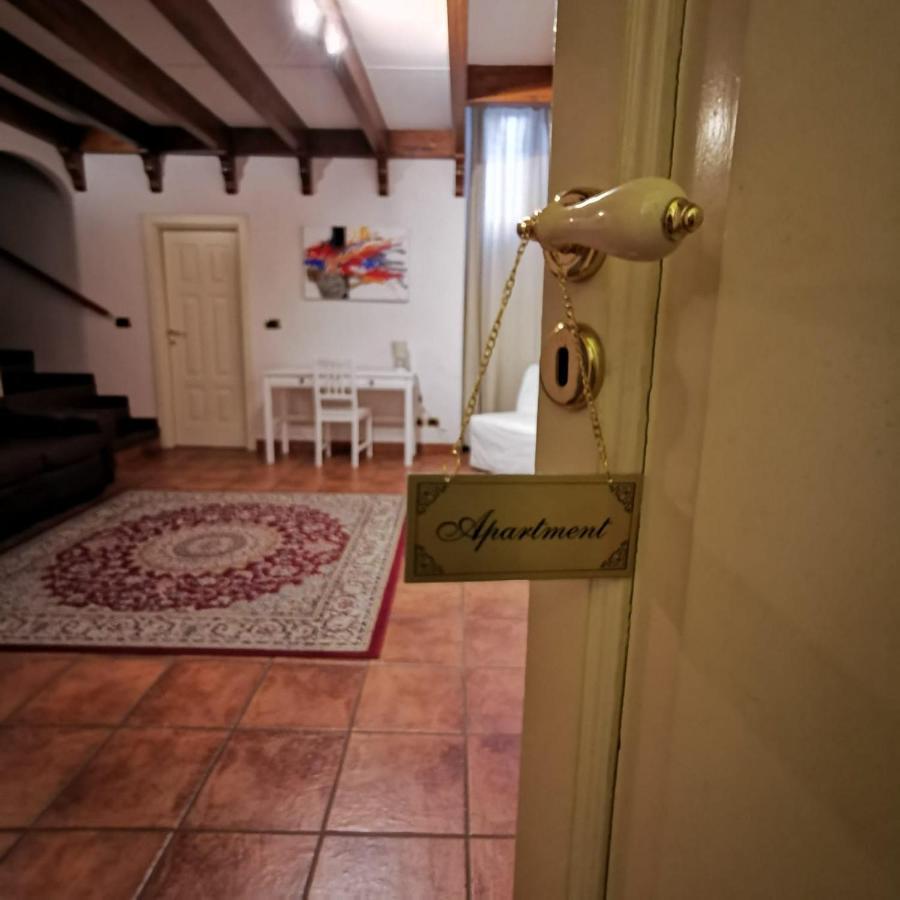Room N.22 Suite & Apartment Taranto Exterior photo